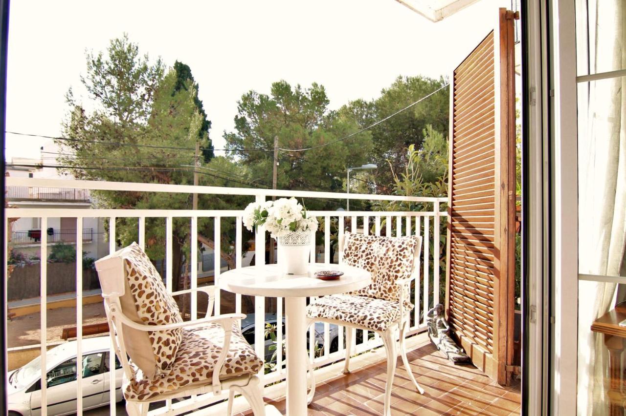 Apartmán Chocolat: A 1 Minuto De La Playa Sitges Exteriér fotografie